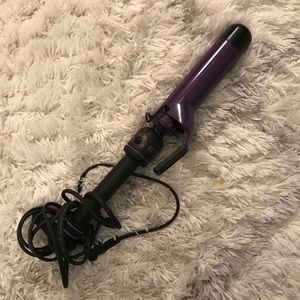 Hot Tools 1&1/2 inch Barrel